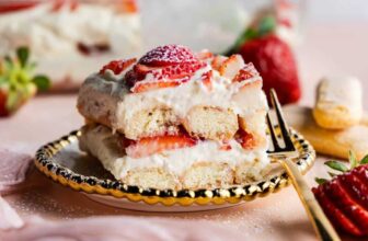 14 Strawberry and Berry Desserts Worth Every Bite