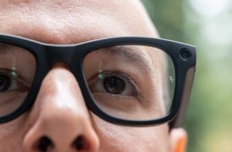 Concerns Over Meta’s Smart Glasses Have Reached the U.S. Senate