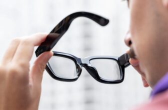 Dear Meta Smart Glasses Wearers: You’re Being Watched, Too